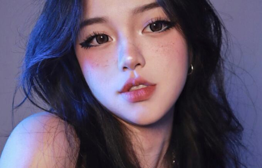 Egirl妝教程，南寧化妝學(xué)校找到了