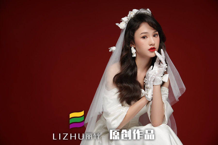 三角形臉型新娘妝怎么畫？南寧彩妝培訓(xùn)告訴你