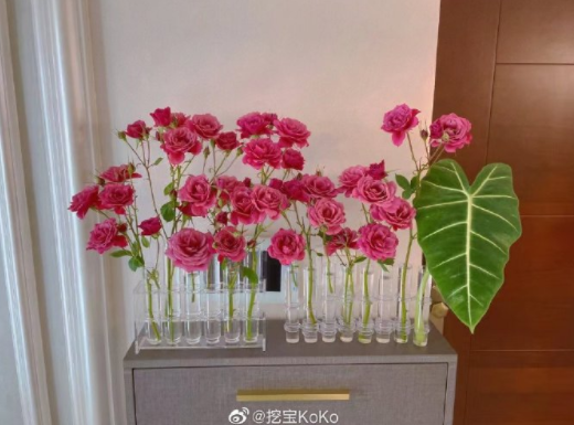 試管花瓶插花，廣西南寧花藝師培訓(xùn)學(xué)校分享浪漫