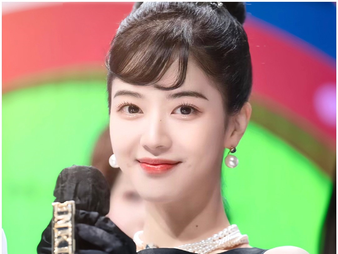 千金貴氣感妝容，南寧彩妝師專業(yè)培訓教程