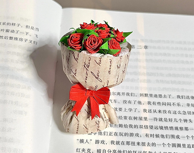 玫瑰花束折紙教程，廣西花藝培訓學校推薦