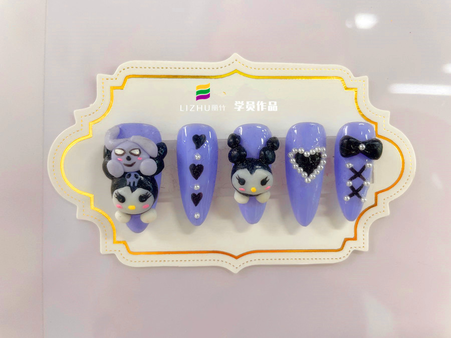 雕花+彩繪美甲，廣西美甲進(jìn)階培訓(xùn)