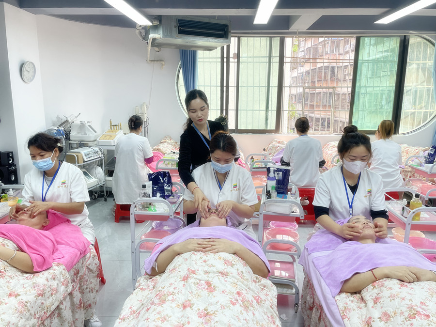 廣西皮膚管理美容師：換季如何正確護(hù)膚？
