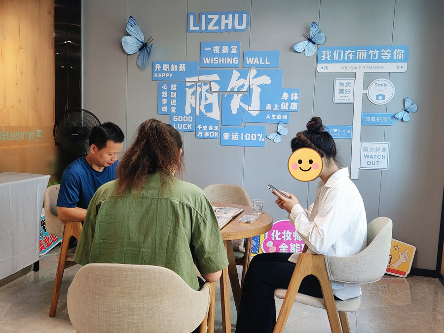 考不上大學(xué)怎么辦？高中畢業(yè)學(xué)什么有前途？